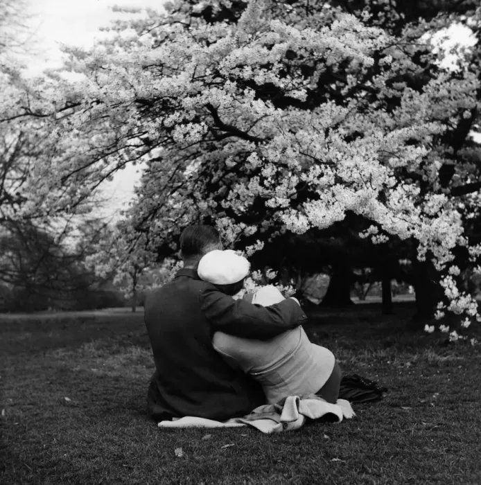 Framed Print : Loving Couple Framed Print : Loving Couple