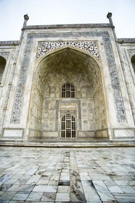 Framed Print : Low angle POV of Taj Mahal