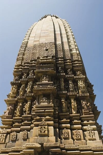 Low angle view of a temple, Kandariya Mahadeva Temple, Khajuraho, Chhatarpur District, Madhya Pradesh, India