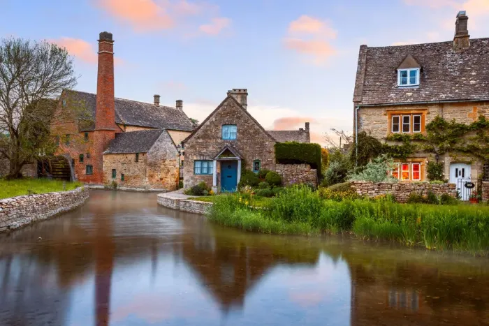 Framed Print : Lower Slaughter, Cotswolds, Gloucestershire, UK Framed Print : Lower Slaughter, Cotswolds, Gloucestershire, UK