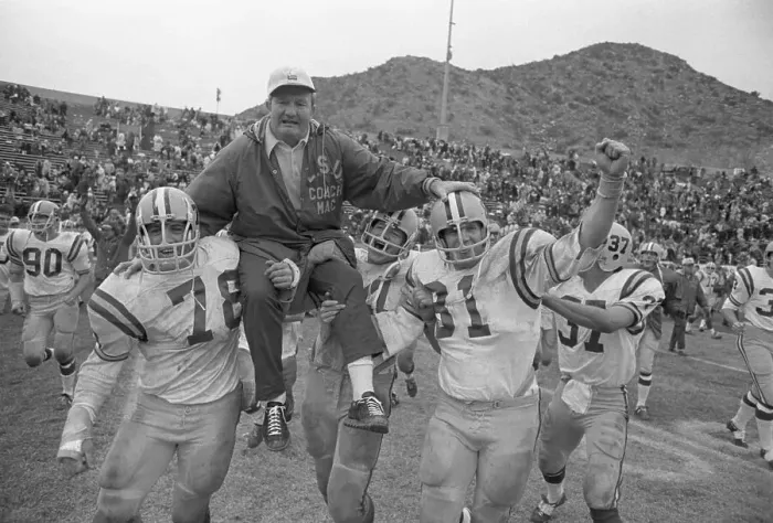 Framed Print : LSU Coach Charlie McClendon Framed Print : LSU Coach Charlie McClendon