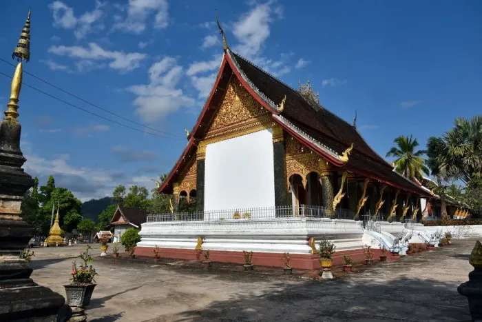 Framed Print : luang prabang temple Laos Asia