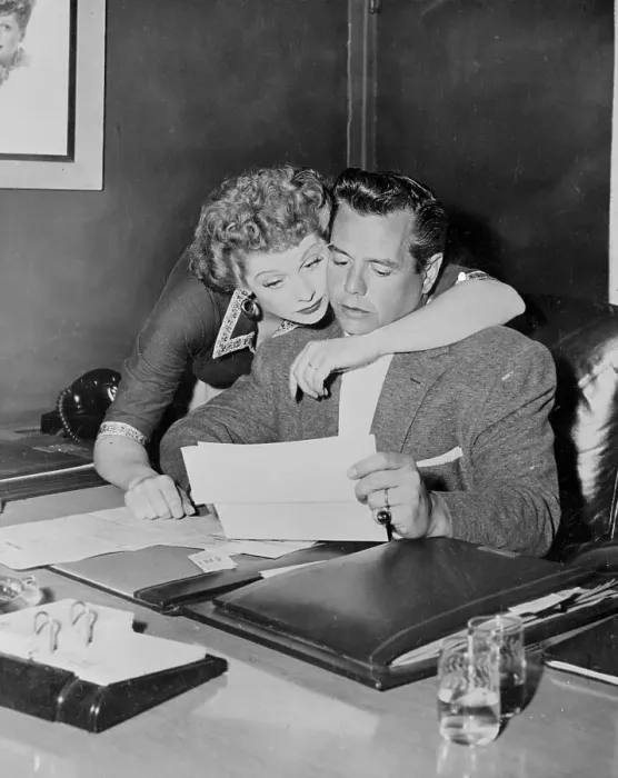 Framed Print : Lucille Ball and Desi Arnaz Framed Print : Lucille Ball and Desi Arnaz