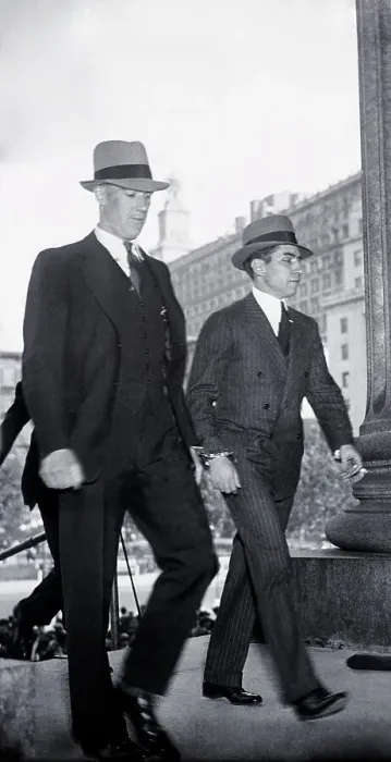 Framed Print : Lucky Luciano Entering Court Framed Print : Lucky Luciano Entering Court
