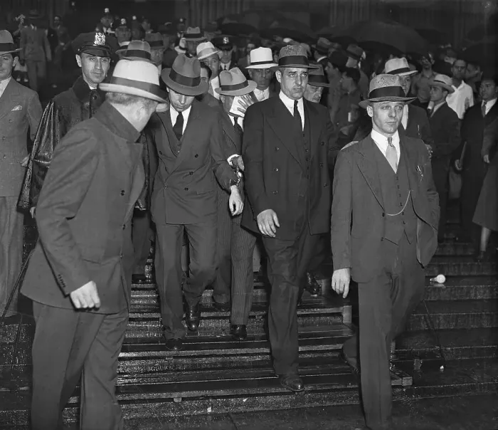 Framed Print : Lucky Luciano Leaving Courthouse