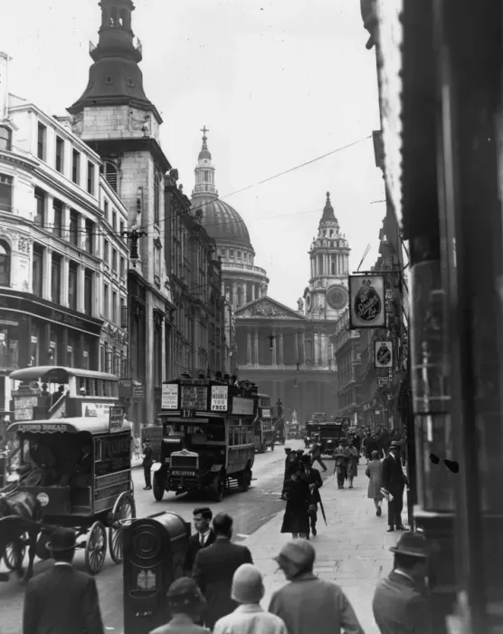 Framed Print : Ludgate Circus Framed Print : Ludgate Circus