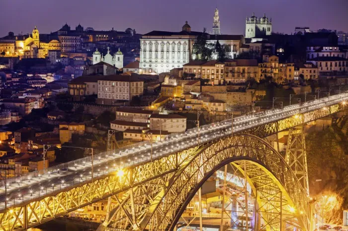 Framed Print : Luiz I Bridge in Porto Framed Print : Luiz I Bridge in Porto