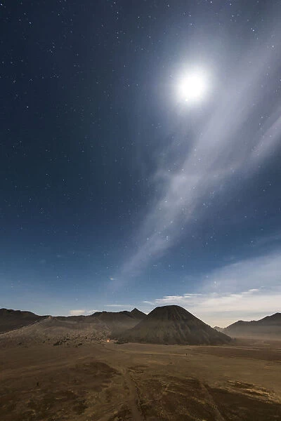 Lunar corona phenomenon at mount Bromo