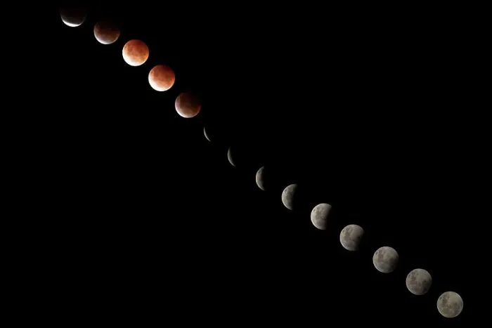 Framed Print : Lunar Eclipse Framed Print : Lunar Eclipse