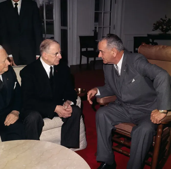 Framed Print : Lyndon Johnson and Eamon de Valera