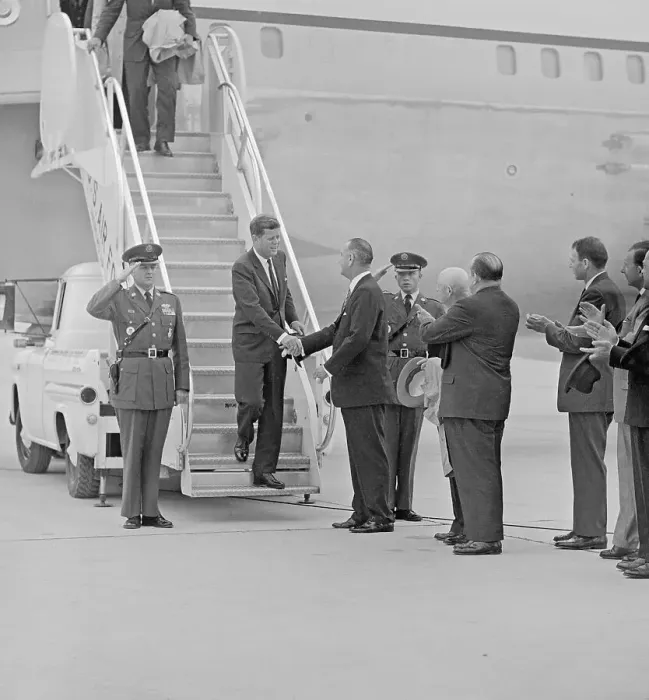 Framed Print : Lyndon Johnson Greeting PresidentKennedy Framed Print : Lyndon Johnson Greeting PresidentKennedy