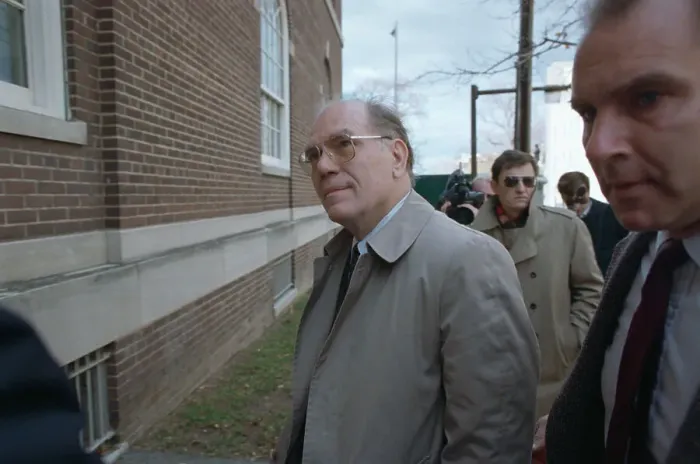 Framed Print : Lyndon LaRouche Entering Court House Framed Print : Lyndon LaRouche Entering Court House