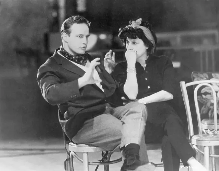 Framed Print : M Brando & Anna Magnani Seated / Talking Framed Print : M Brando & Anna Magnani Seated / Talking