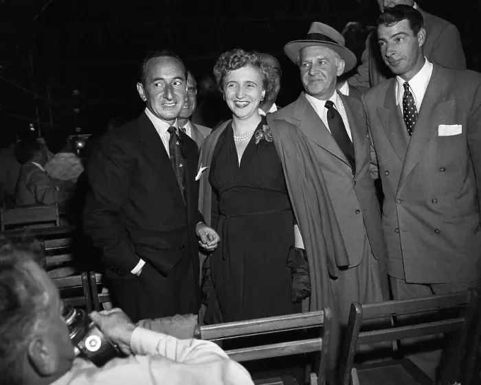 Framed Print : M Truman & J Dimaggio With Other Men Framed Print : M Truman & J Dimaggio With Other Men