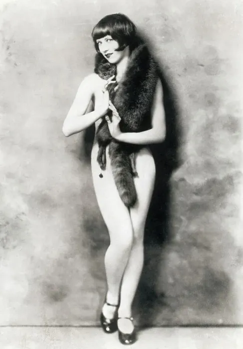 Framed Print : Mabel Boade, Ziegfeld Follies Showgirl Framed Print : Mabel Boade, Ziegfeld Follies Showgirl