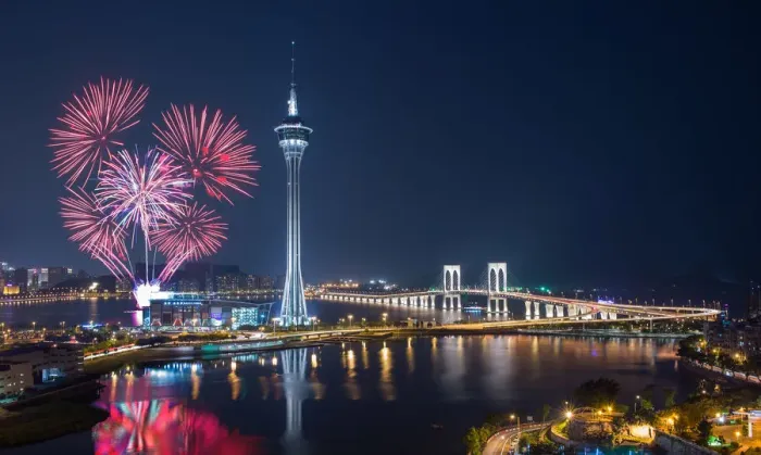 Framed Print : Macau international fireworks