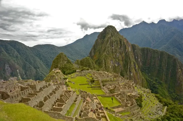 Framed Print : Machu Picchu Framed Print : Machu Picchu