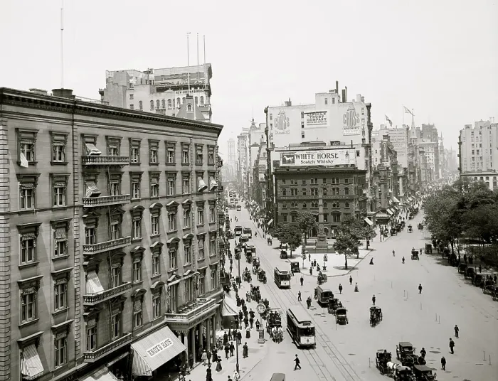 Framed Print : Madison Square -- Worth Square monument