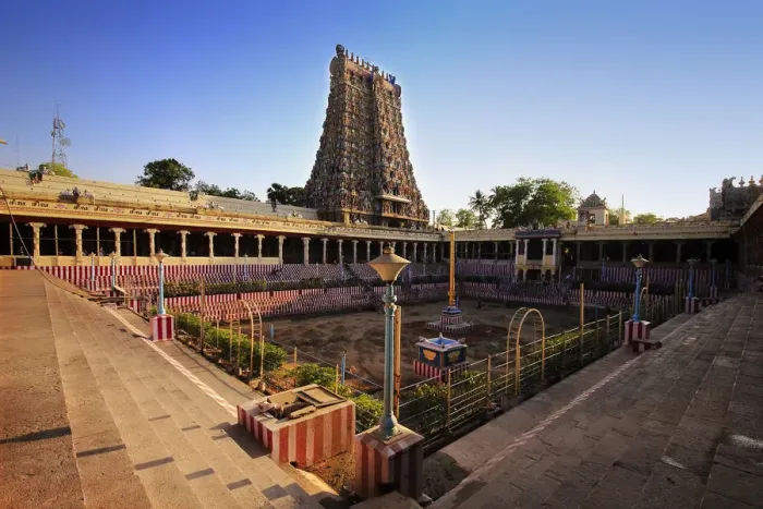 Framed Print : Madurai Meenakshi Amman Temple - Madurai Framed Print : Madurai Meenakshi Amman Temple - Madurai