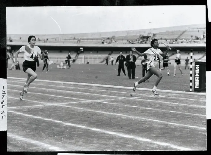 Framed Print : Mae Faggs Running in Pan American Games Women's 400 Meter Relay Framed Print : Mae Faggs Running in Pan American Games Women's 400 Meter Relay