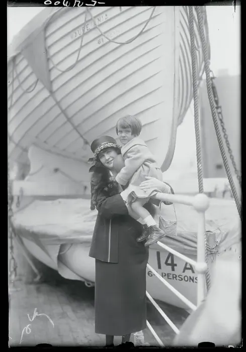 Framed Print : Mae Marsh Holding Her Daughter Framed Print : Mae Marsh Holding Her Daughter