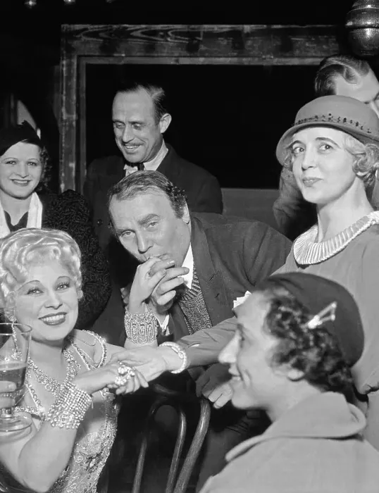 Framed Print : Mae West with Admirers Framed Print : Mae West with Admirers