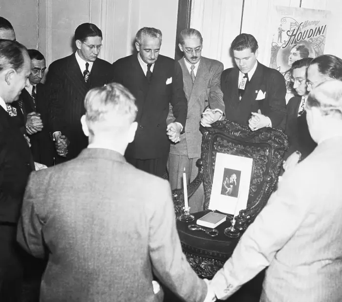 Framed Print : Magicians Conduct Seance for Houdini Framed Print : Magicians Conduct Seance for Houdini