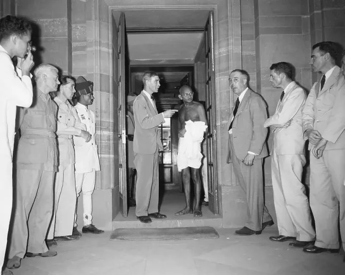 Framed Print : Mahatma Gandhi and British Officials Framed Print : Mahatma Gandhi and British Officials