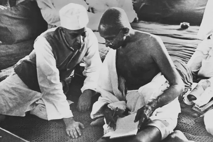 Framed Print : Mahatma Gandhi and Pandit Jawaharlal Nehru Discussing Options Framed Print : Mahatma Gandhi and Pandit Jawaharlal Nehru Discussing Options