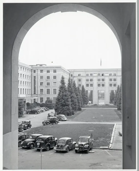 Framed Print : Main Corridor of the League of Nations Framed Print : Main Corridor of the League of Nations
