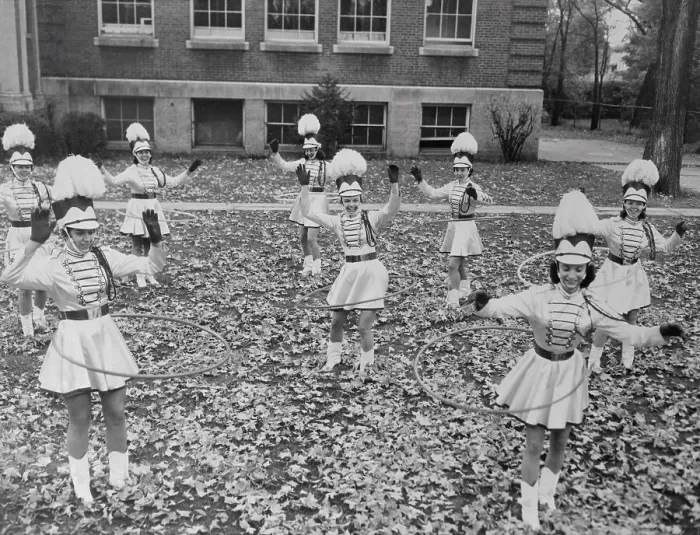 Framed Print : Majorettes Hula Hooping