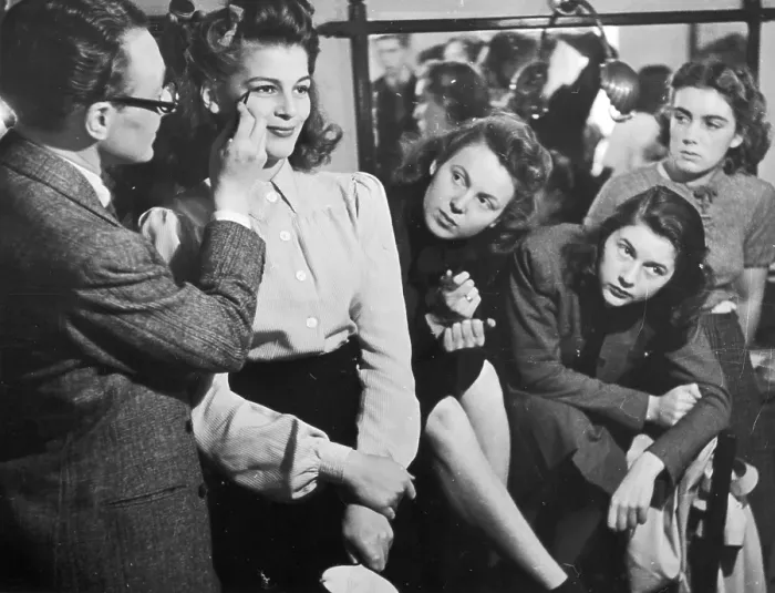 Framed Print : Making Up. 20th March 1943: Christabel Moore learns how to apply stage Framed Print : Making Up. 20th March 1943: Christabel Moore learns how to apply stage