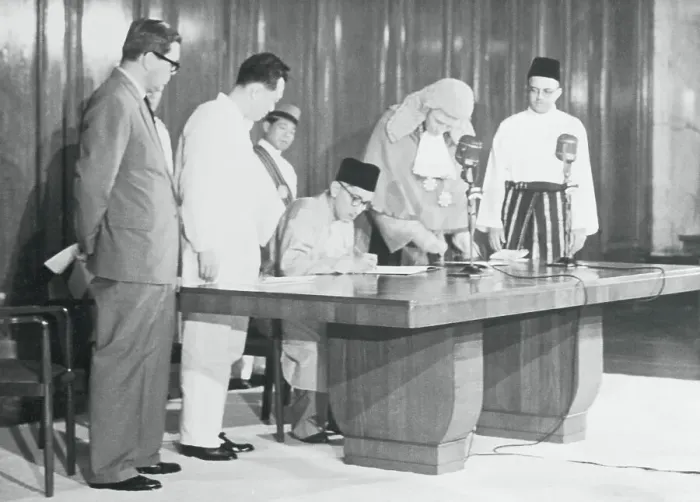 Framed Print : Malayan Leader Signing Oath Framed Print : Malayan Leader Signing Oath