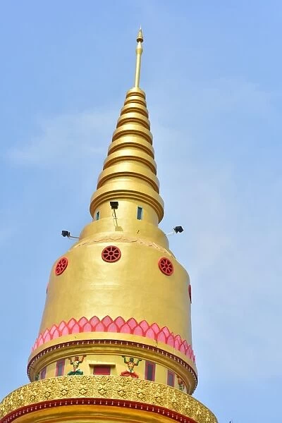 Malaysia, Penang, View of buddhist Kek Lok Si Temple