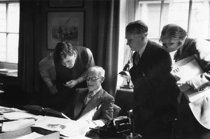 Framed Print : Malcolm Muggeridge Framed Print : Malcolm Muggeridge