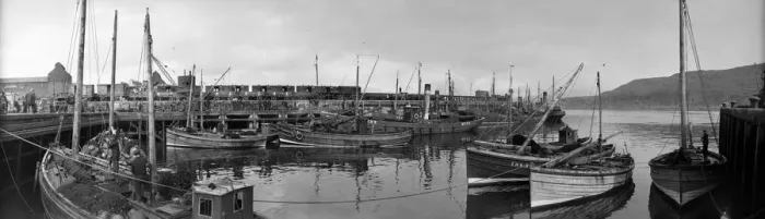 Framed Print : Mallaig Harbour Framed Print : Mallaig Harbour