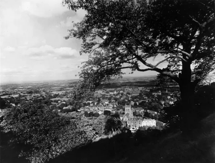 Framed Print : Malvern. circa 1930: The town of Malvern in Worcestershire Framed Print : Malvern. circa 1930: The town of Malvern in Worcestershire