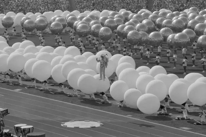 Framed Print : Man with Jet Pack Lands on the Floor of the Los Angeles Coliseum during Opening Ceremonies