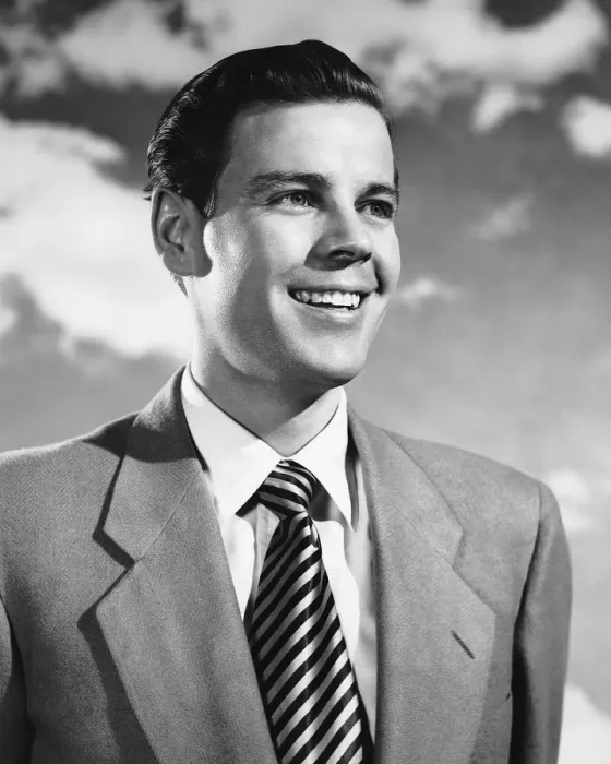 Framed Print : Man smiling