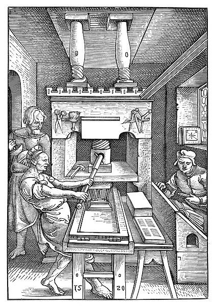 Man working at printing letterpress 1520