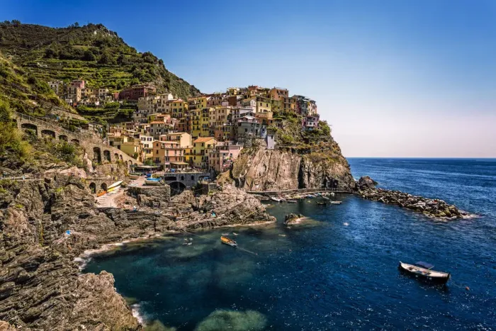 Framed Print : Manarola, Cinque Terre, Italy Framed Print : Manarola, Cinque Terre, Italy