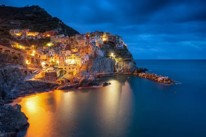 Framed Print : Manarola, Cinque terre, La Spezia, Liguria, Italy Framed Print : Manarola, Cinque terre, La Spezia, Liguria, Italy