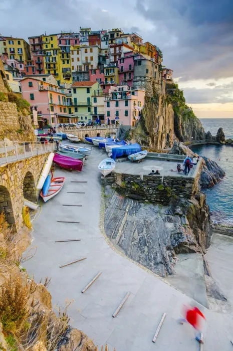 Framed Print : Manarola, Cinque Terre national park, La Spezia province, Liguria, Italy Framed Print : Manarola, Cinque Terre national park, La Spezia province, Liguria, Italy
