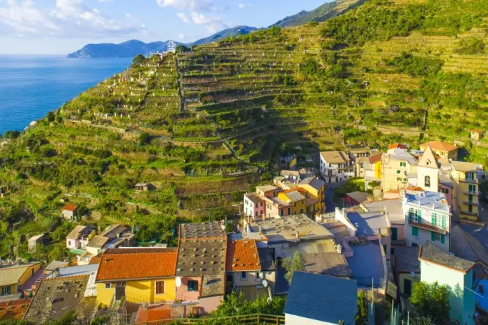 Framed Print : Manarola, Cinque Terre national park, La Spezia province, Liguria, Italy Framed Print : Manarola, Cinque Terre national park, La Spezia province, Liguria, Italy