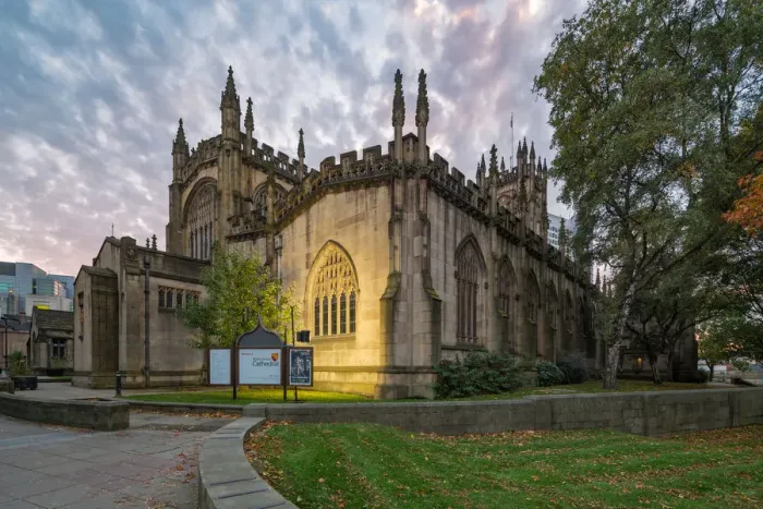 Framed Print : Manchester Cathedral
