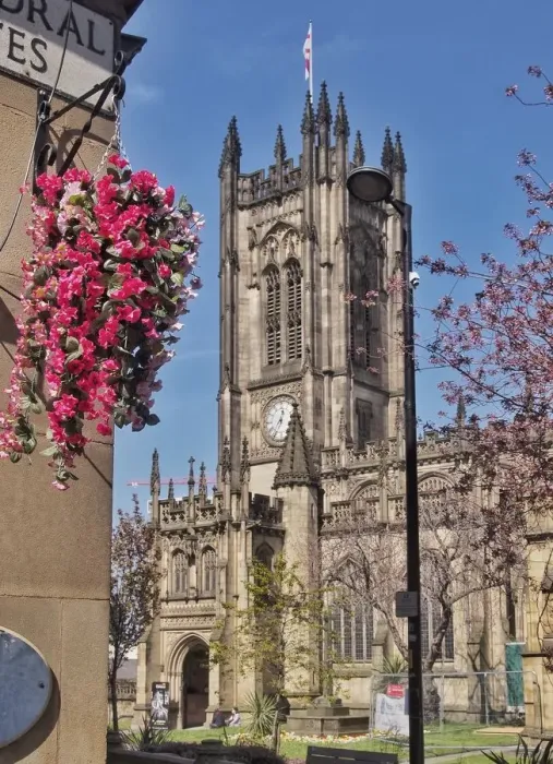 Framed Print : Manchester cathedral and gardens Framed Print : Manchester cathedral and gardens