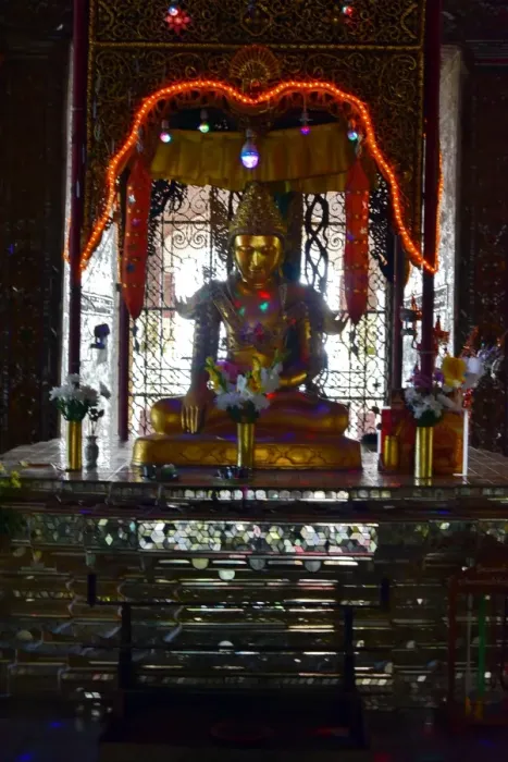 Framed Print : mandalay buddha Framed Print : mandalay buddha