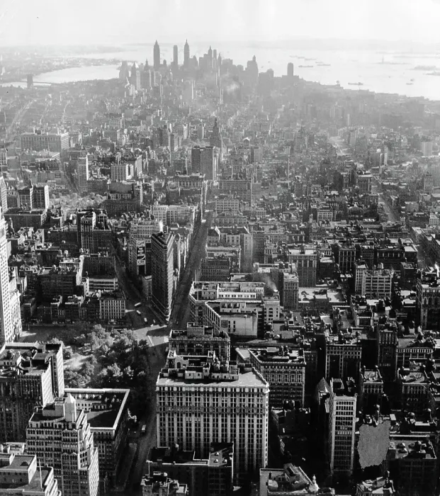 Framed Print : Manhattan. A view of Manhattan, looking south Framed Print : Manhattan. A view of Manhattan, looking south