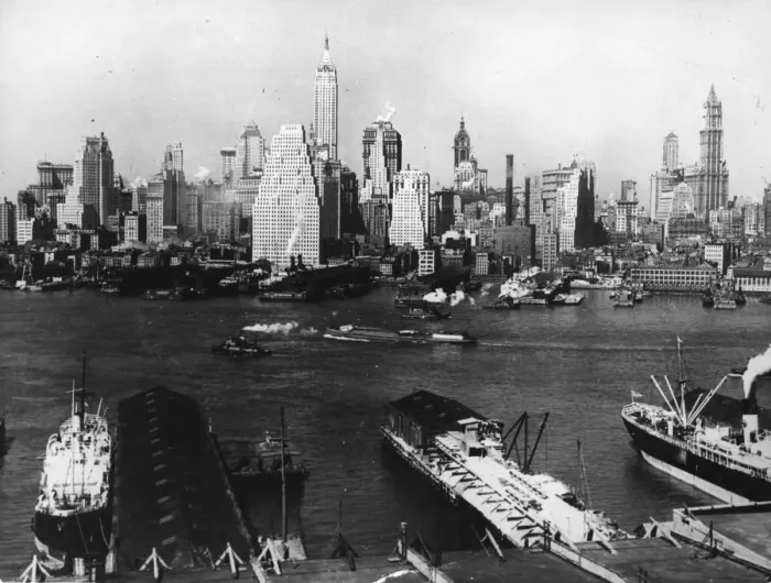 Framed Print : Manhattan Skyline Framed Print : Manhattan Skyline