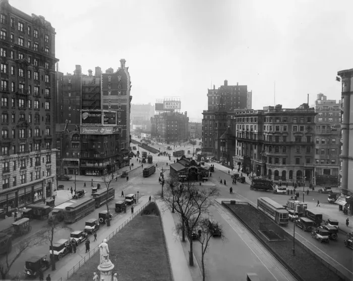 Framed Print : Manhattan Traffic Framed Print : Manhattan Traffic